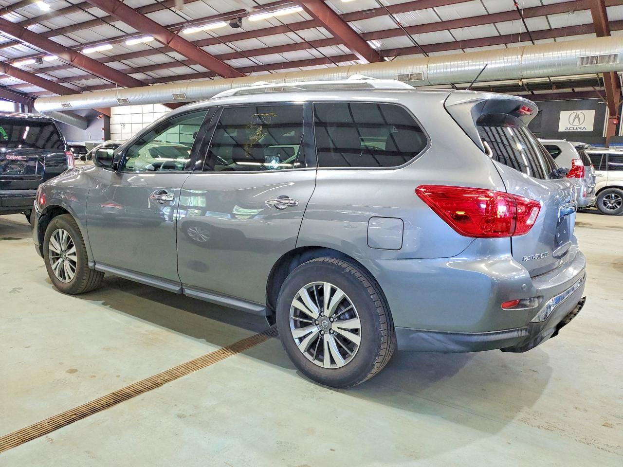 2018 Nissan Pathfinder Sv - Фото 2