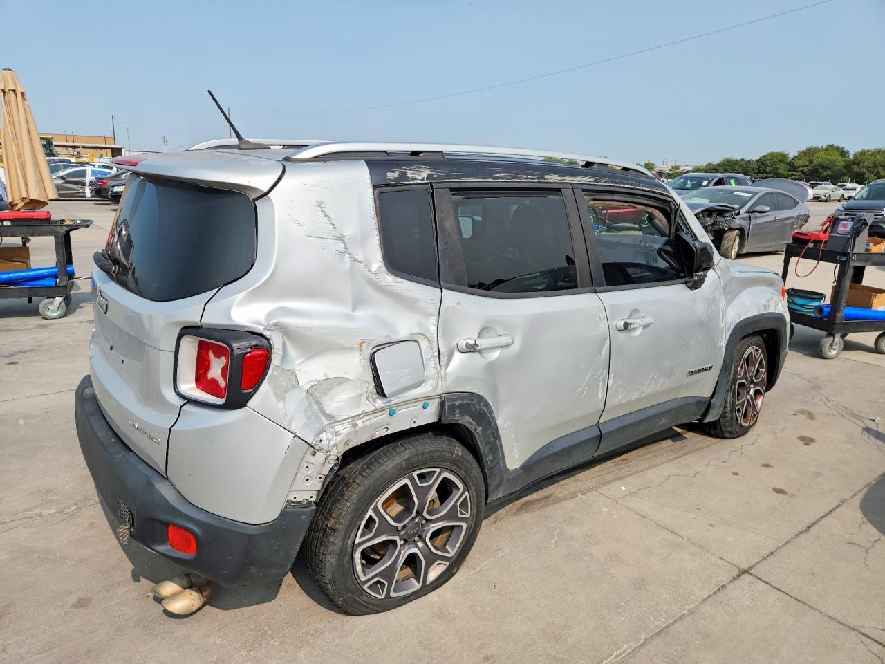 2017 Jeep Renegade Limited - Image 3