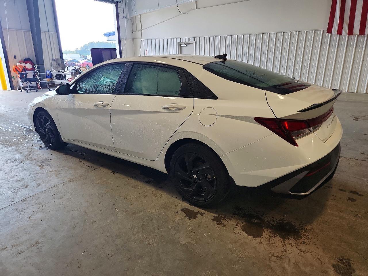2026 Hyundai Elantra Sel Sport - Фото 2
