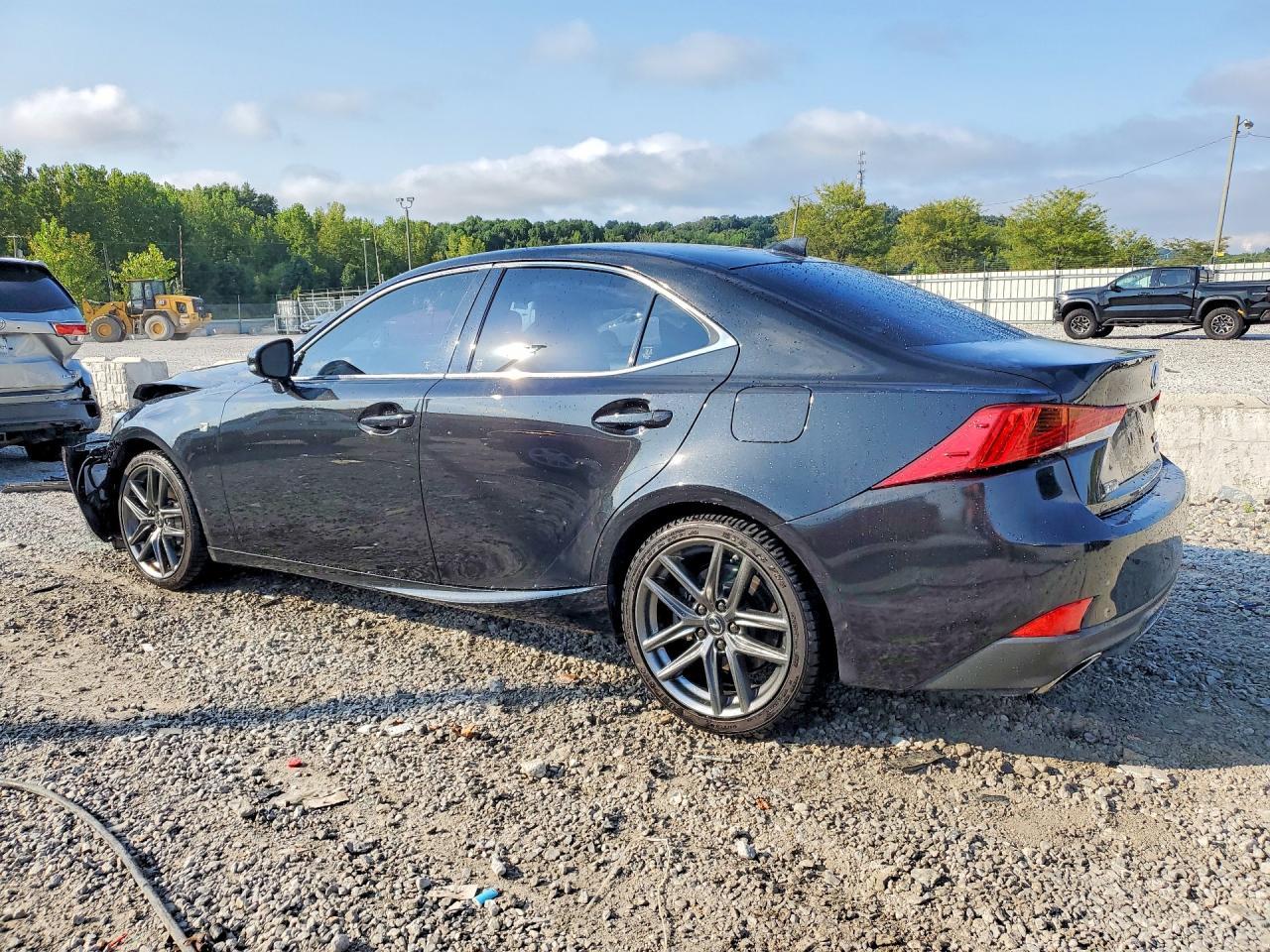 2019 Lexus Is 300 - Фото 2
