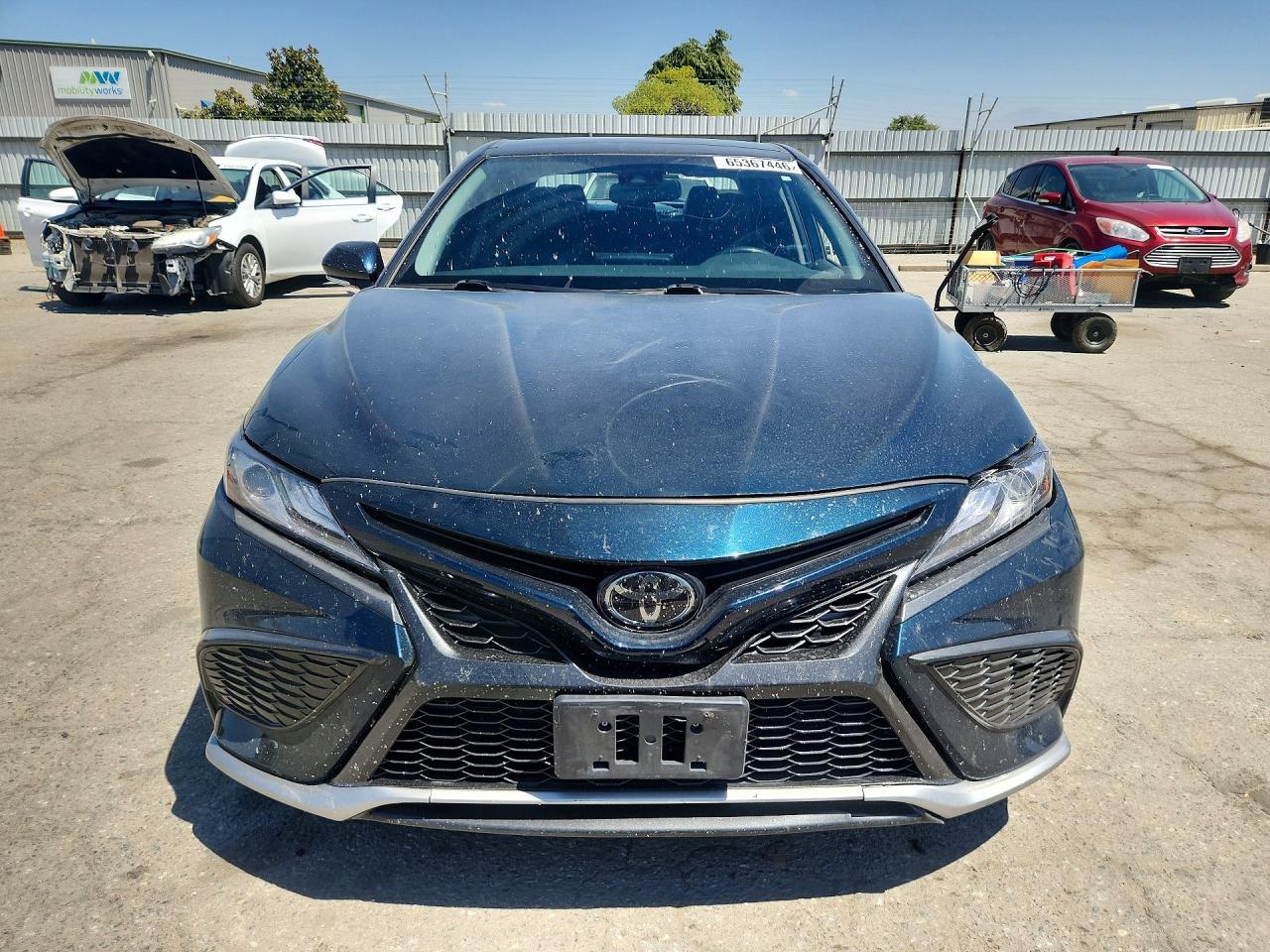 2021 Toyota Camry Xse - Фото 5