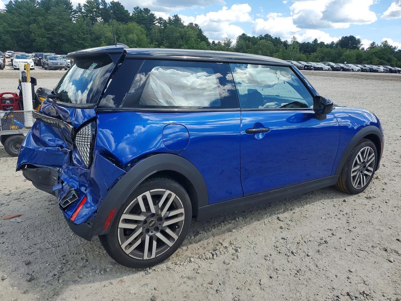 2025 Mini Cooper Base - Image 3