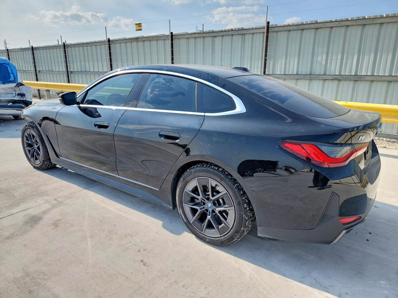 2024 BMW I4 Edrive 40 - Image 2