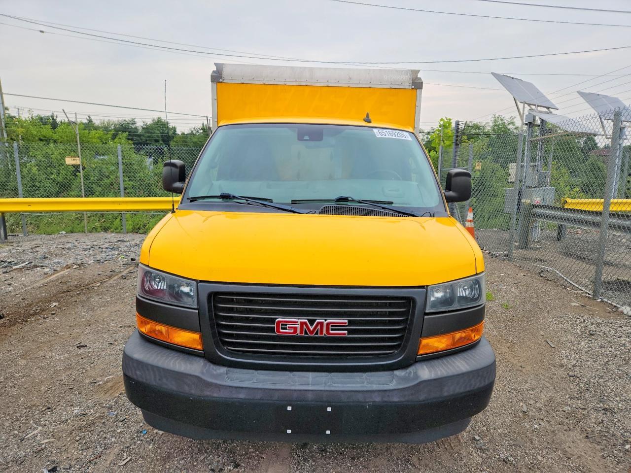 2020 GMC Savana Box Truck - Фото 5