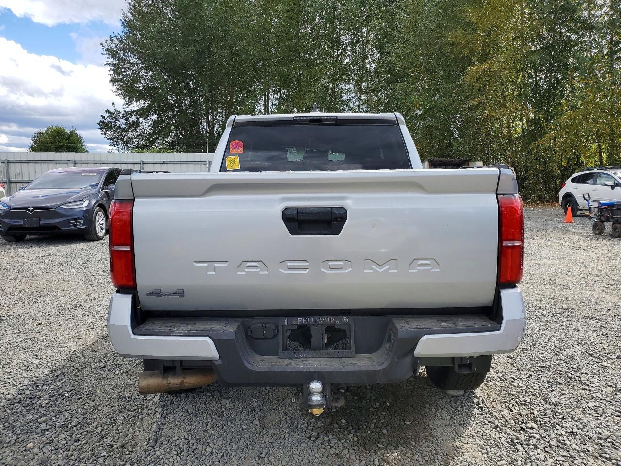 2024 Toyota Tacoma Trd Off-Road - Image 6