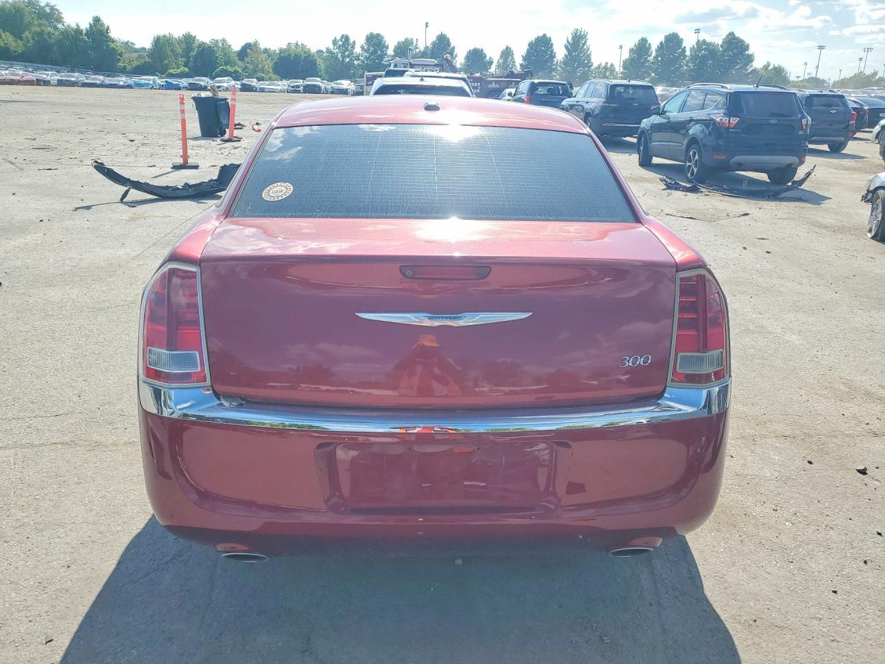 2013 Chrysler 300 - Фото 6
