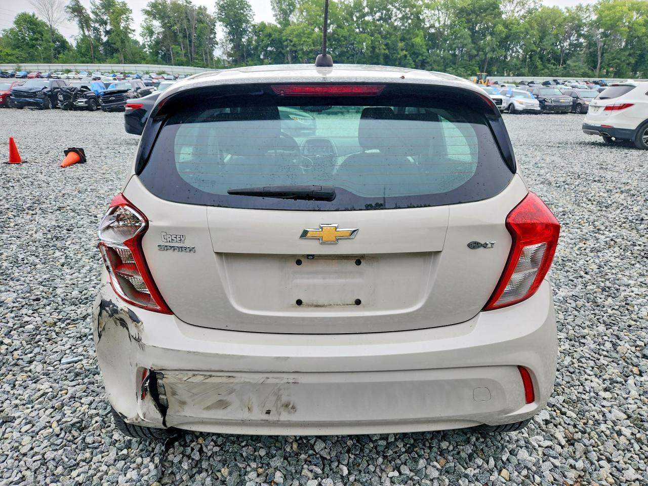 2016 Chevrolet Spark 1Lt - Фото 6