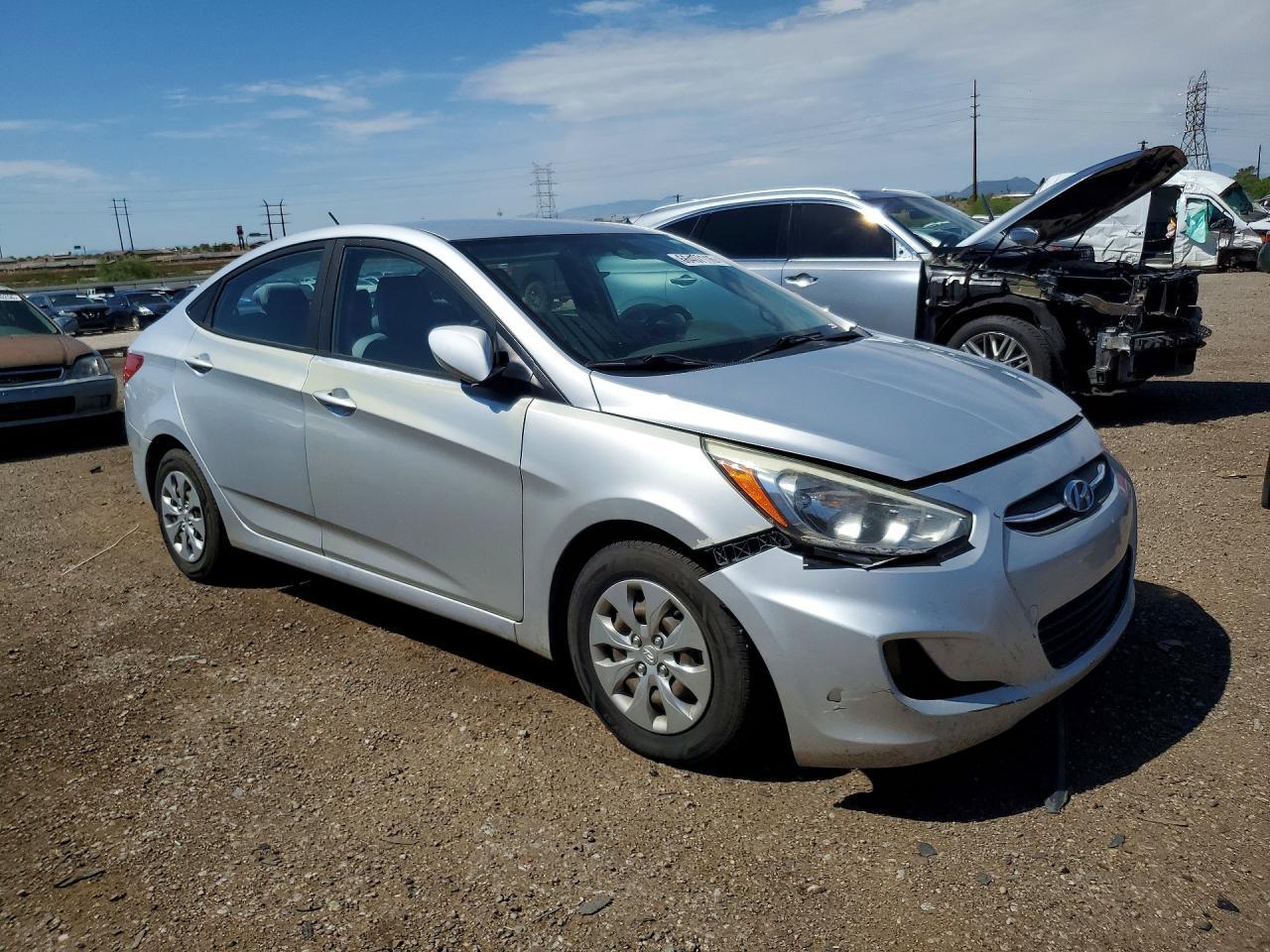 2017 Hyundai Accent Se - Фото 4