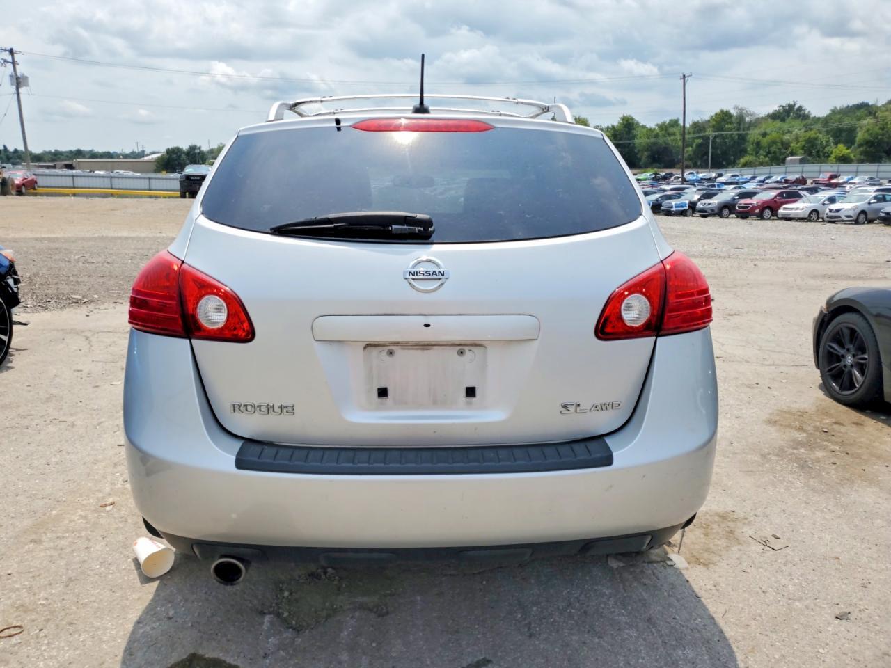 2010 Nissan Rogue S - Фото 6