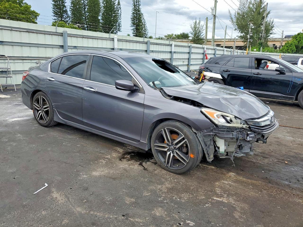 2017 Honda Accord Sport Special Edition - Фото 4