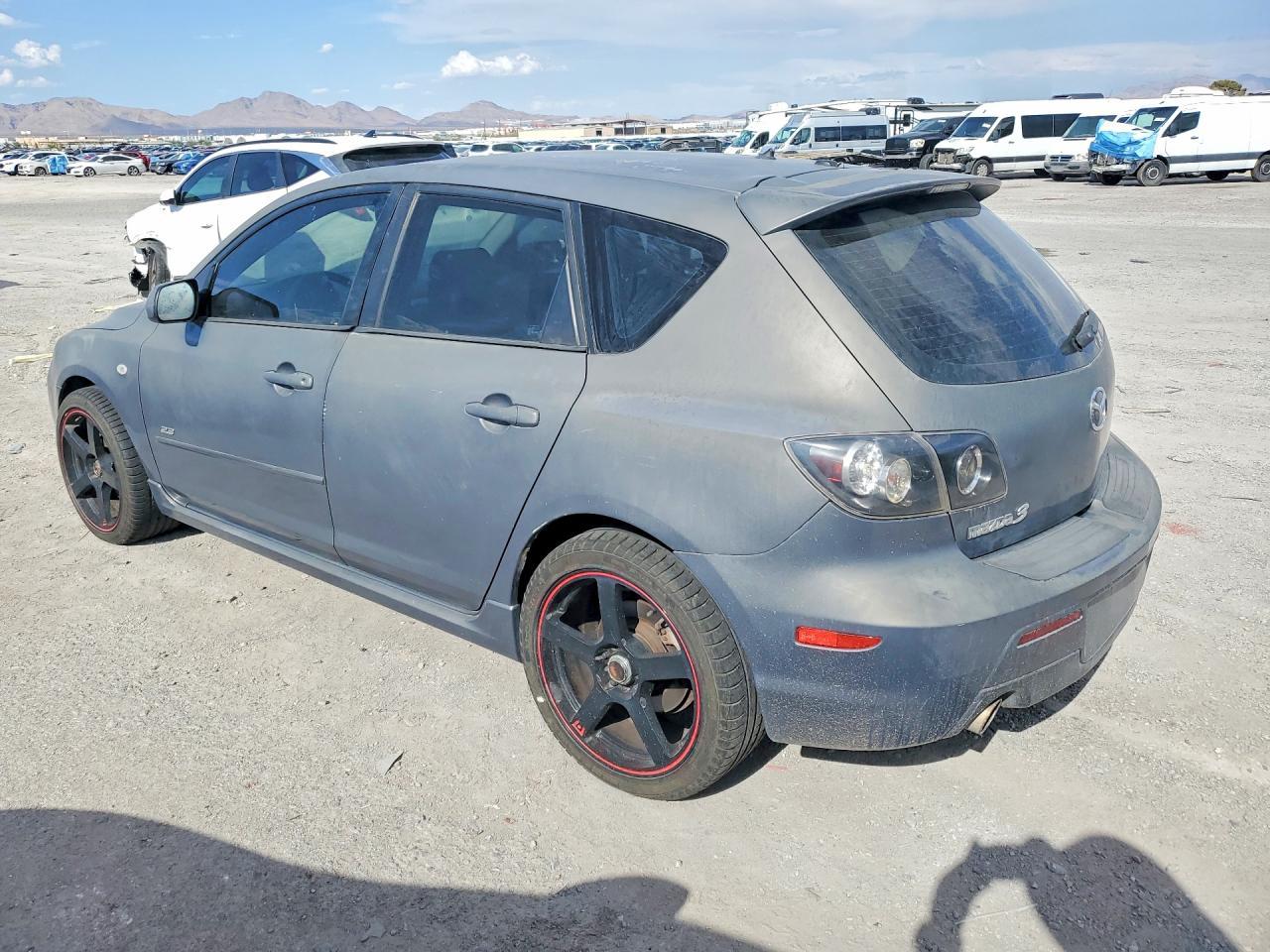 2007 Mazda 3 Hatchback - Фото 2