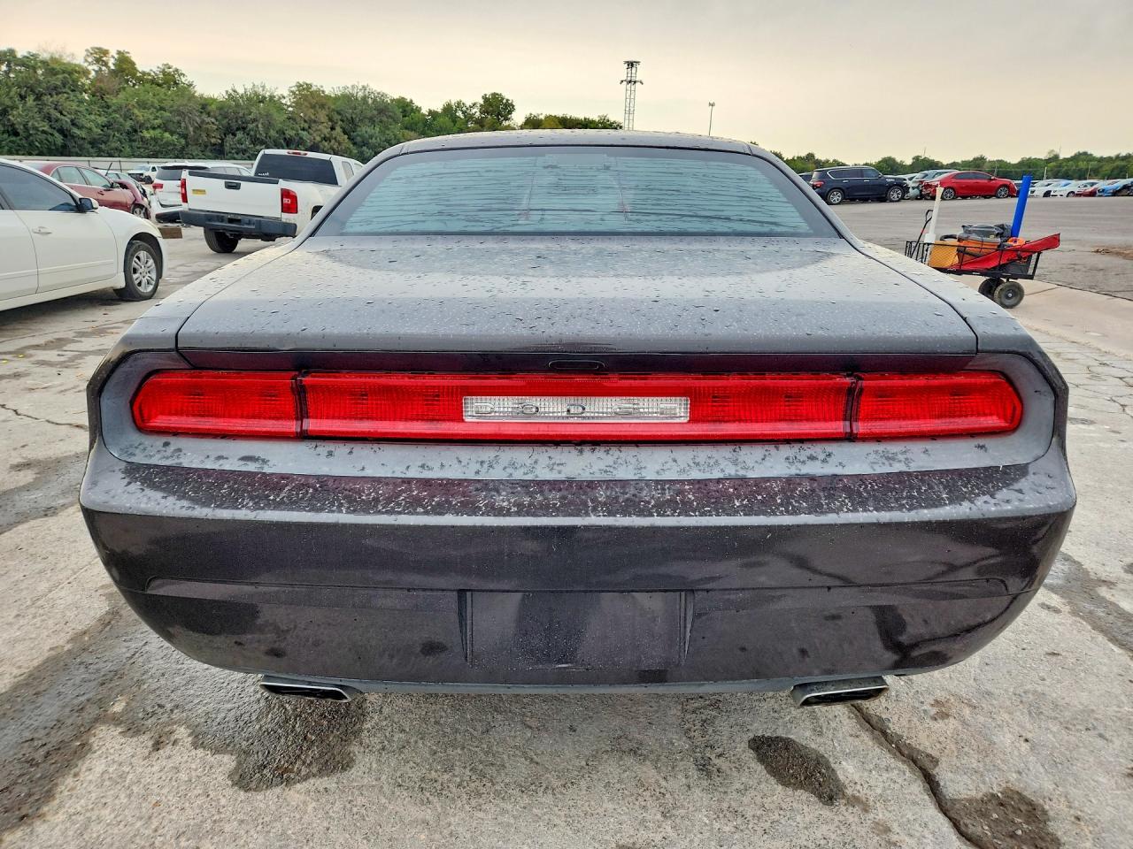 2013 Dodge Challenger Sxt - Image 6