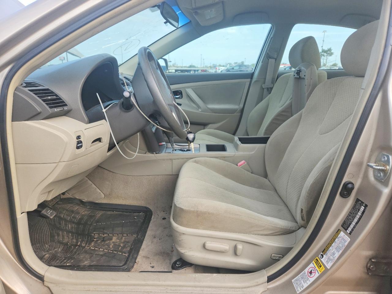 2007 Toyota Camry Le - Image 7