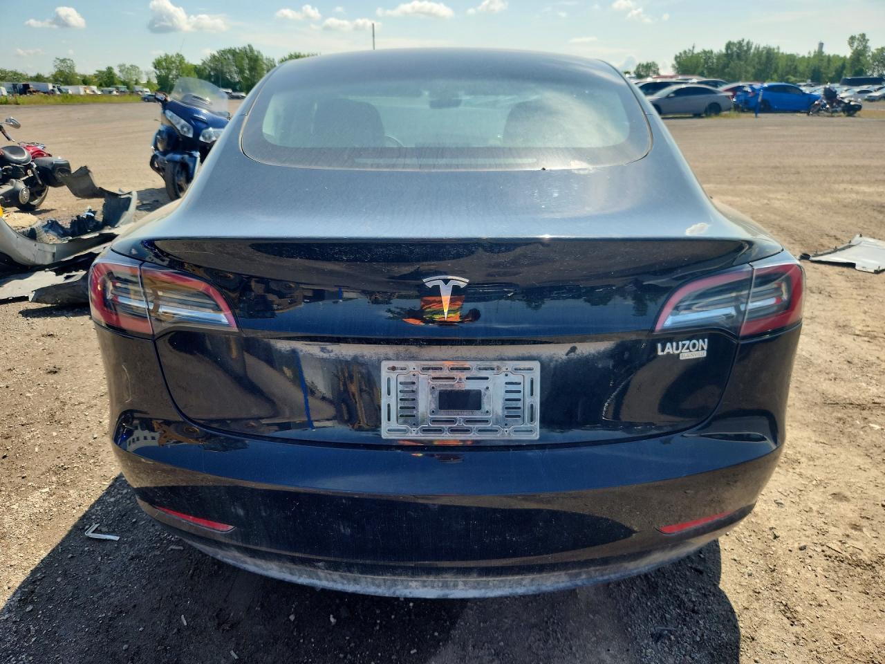 2023 Tesla Model 3 - Image 6