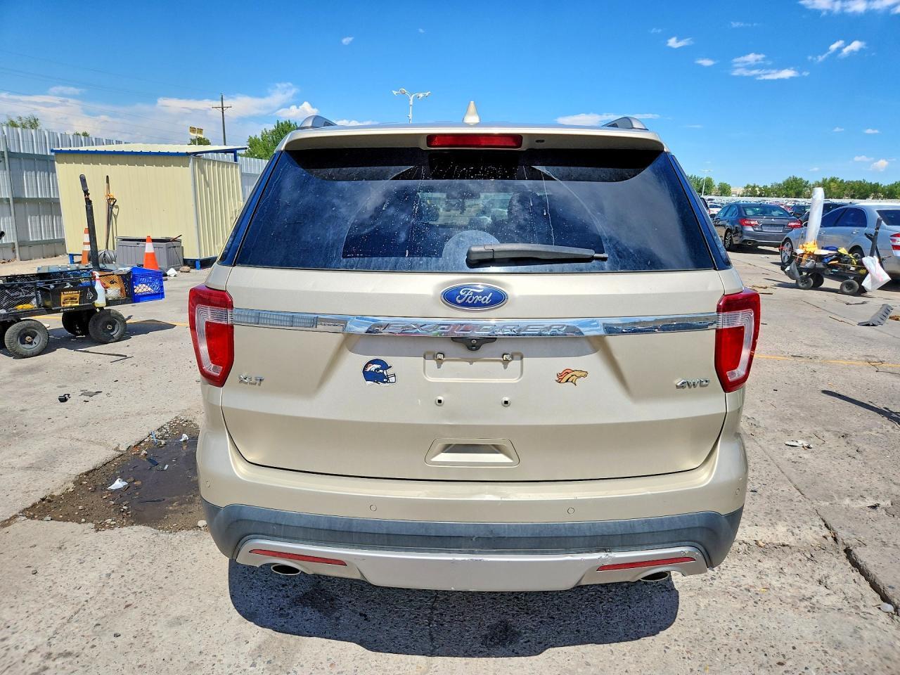 2017 Ford Explorer Xlt - Image 6