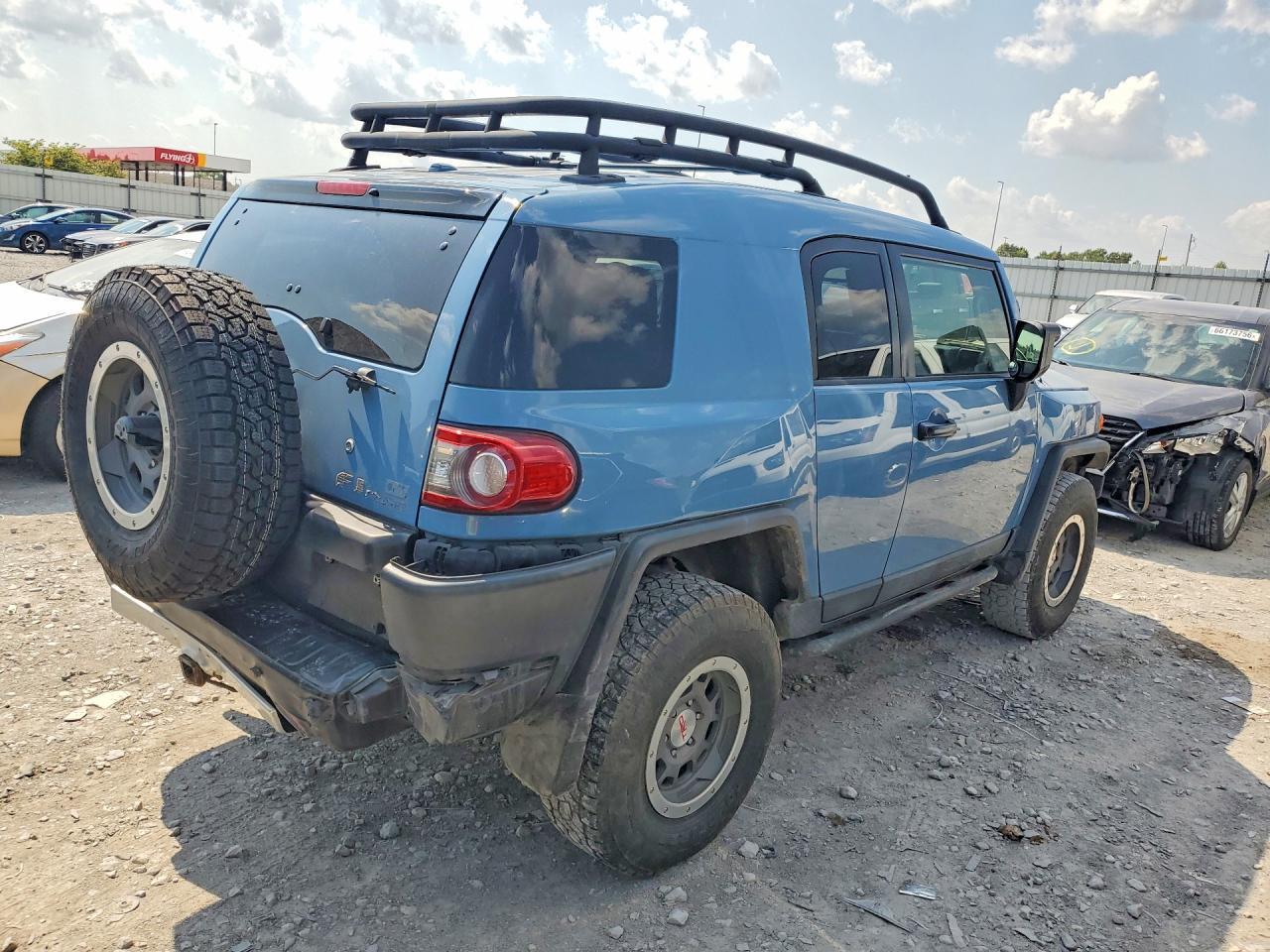 2014 Toyota Fj Cruiser Base - Фото 3