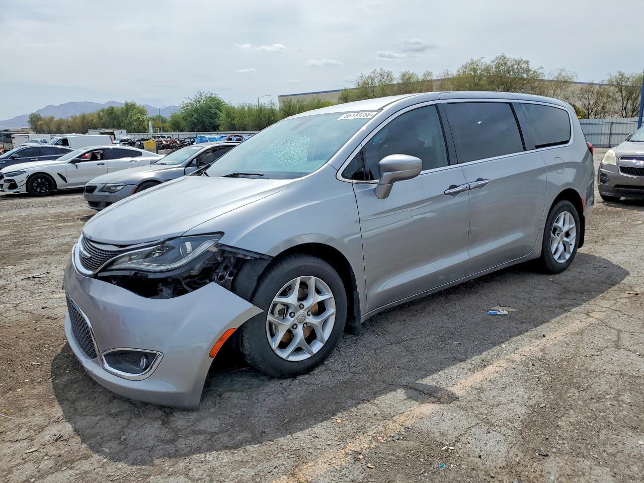 2018 Chrysler Pacifica Touring Plus