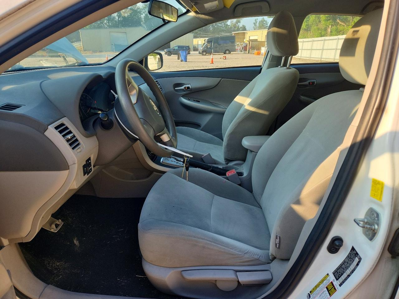 2010 Toyota Corolla Le - Image 7