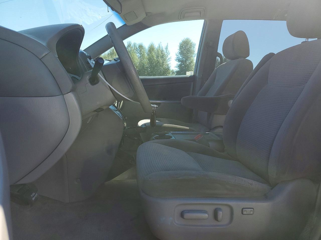 2006 Toyota Sienna Le 8 Passenger - Фото 7