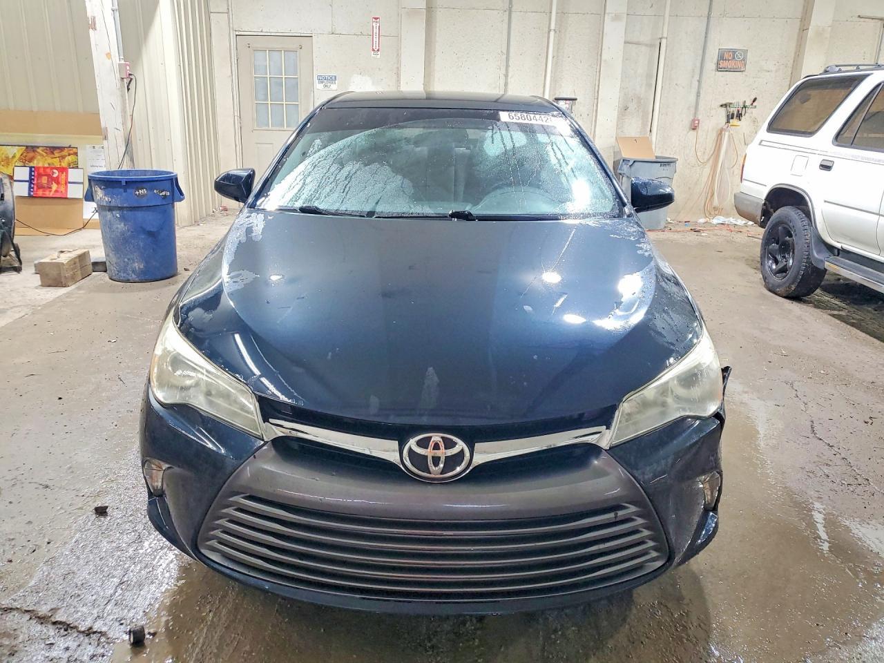 2015 Toyota Camry Le - Фото 5