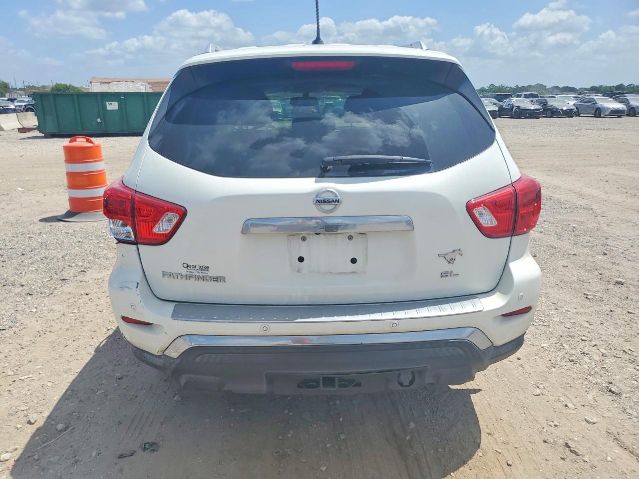 2017 Nissan Pathfinder Sl - Фото 6