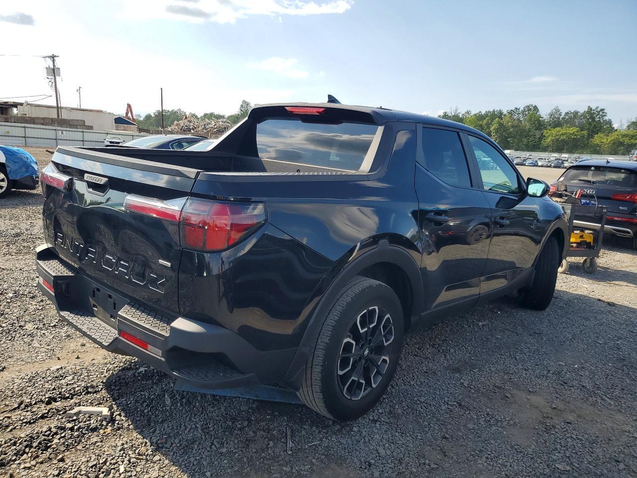 2024 Hyundai Santa Cruz Sel - Image 3