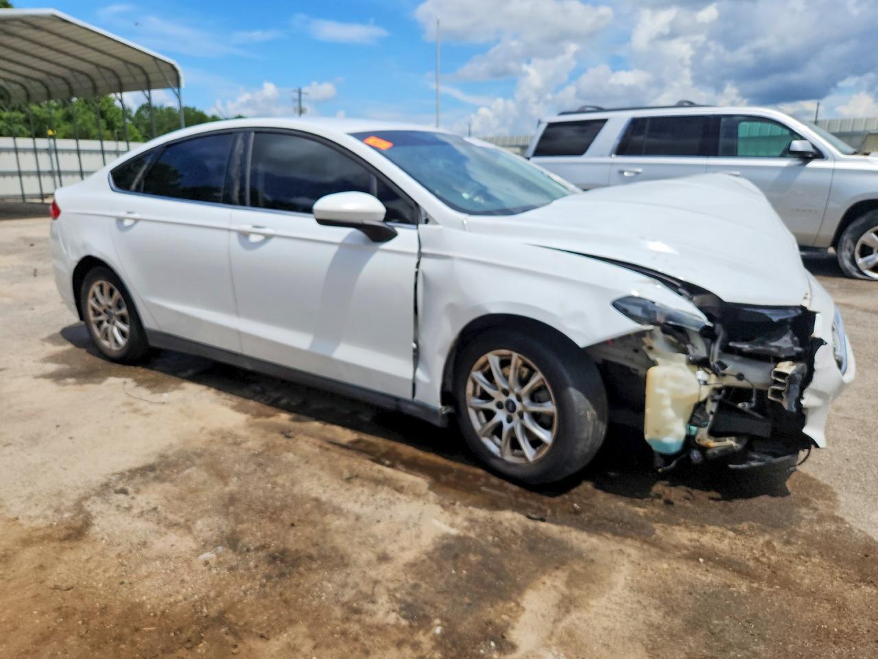2016 Ford Fusion S - Фото 4