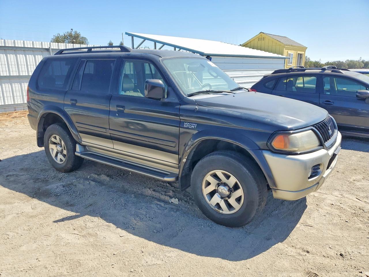 2003 Mitsubishi Montero Sport Limited - Фото 4