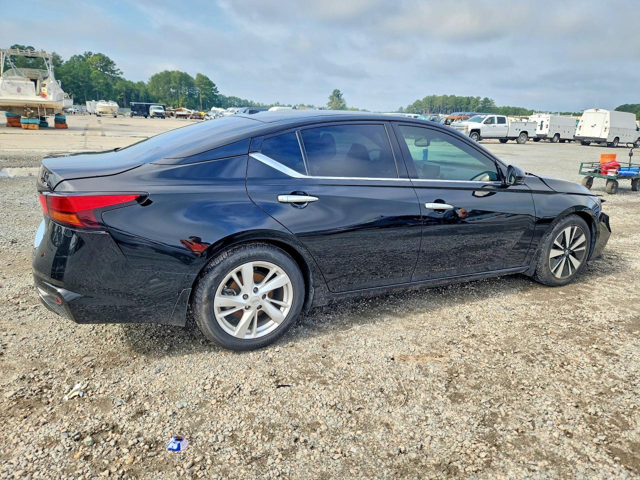 2020 Nissan Altima Sl - Фото 3