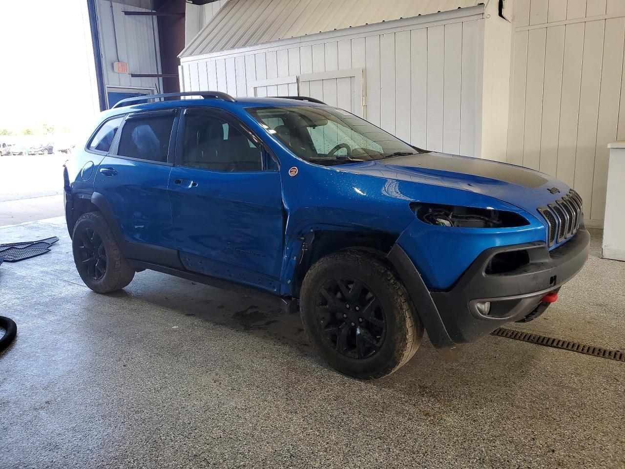 2017 Jeep Cherokee Trailhawk - Фото 4