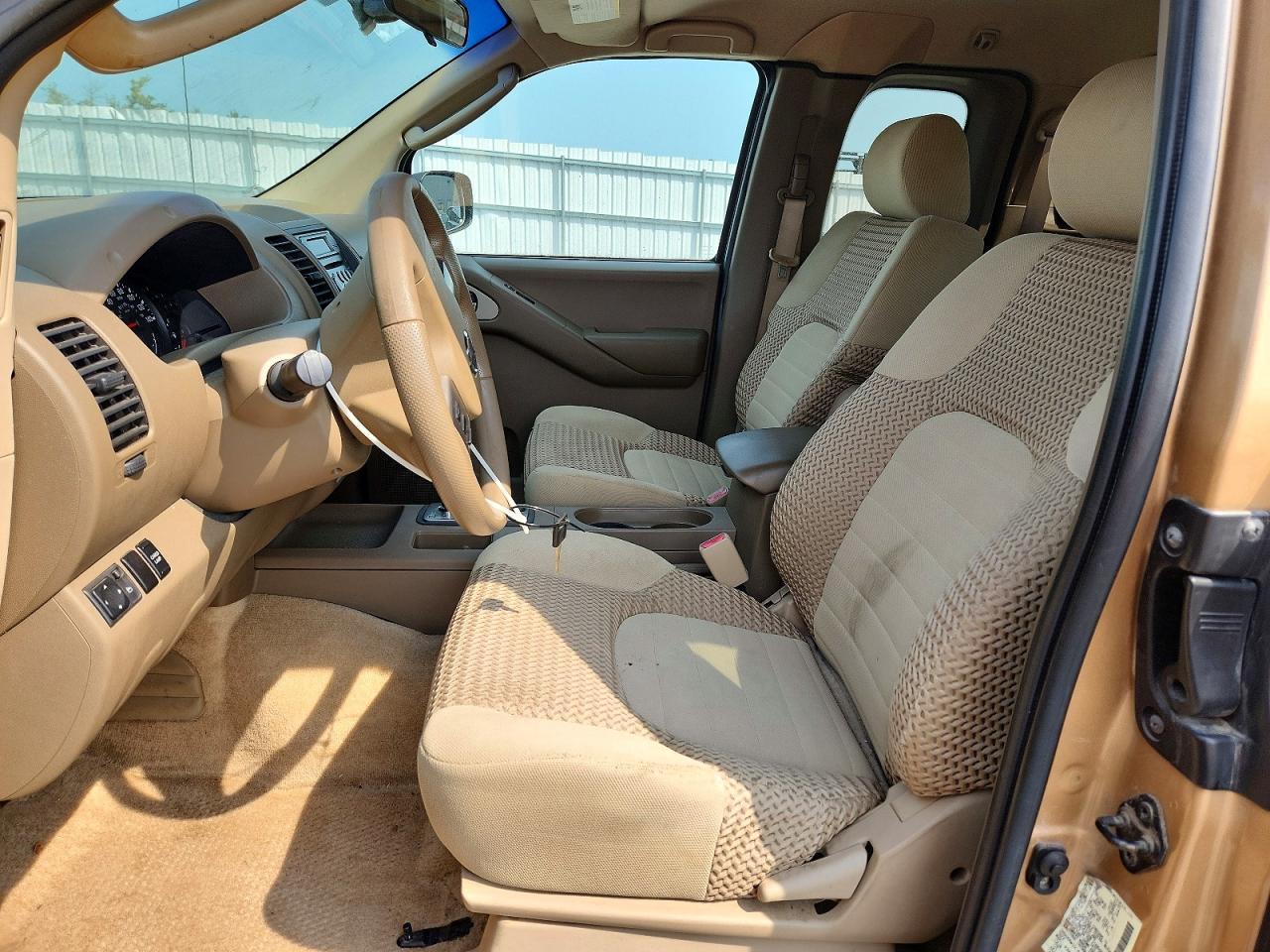 2005 Nissan Frontier Se - Фото 7