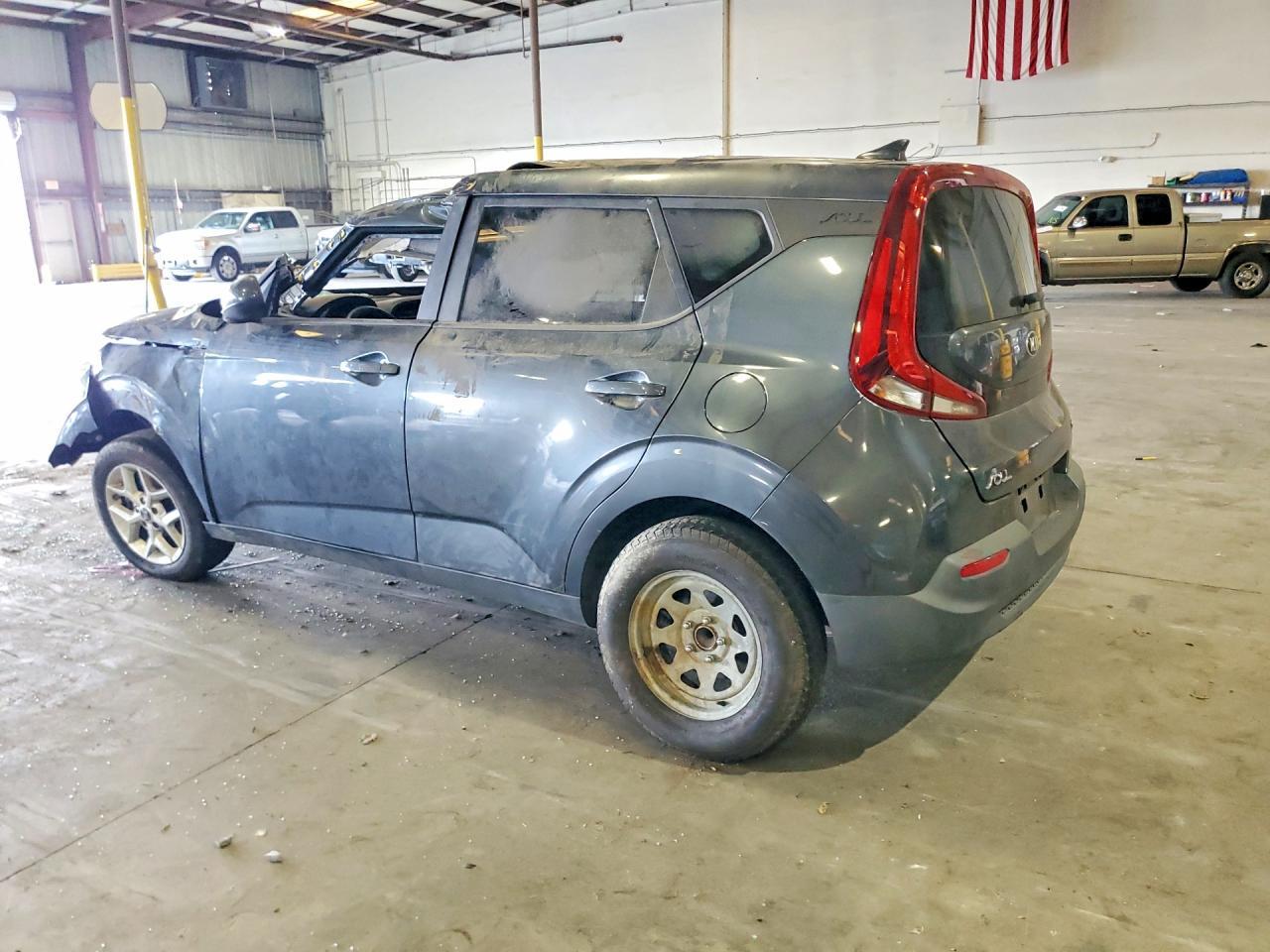 2020 Kia Soul S - Фото 2