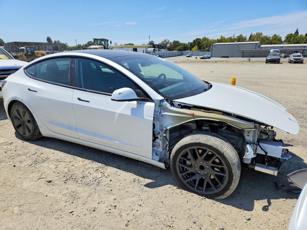 2024 Tesla Model 3 - Image 4