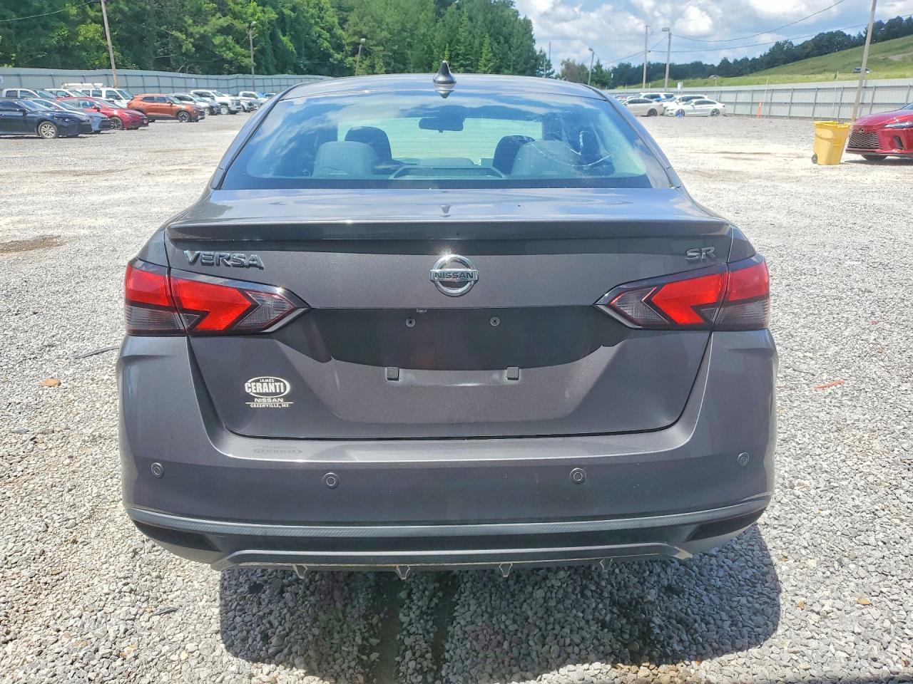 2020 Nissan Versa Sr - Фото 6