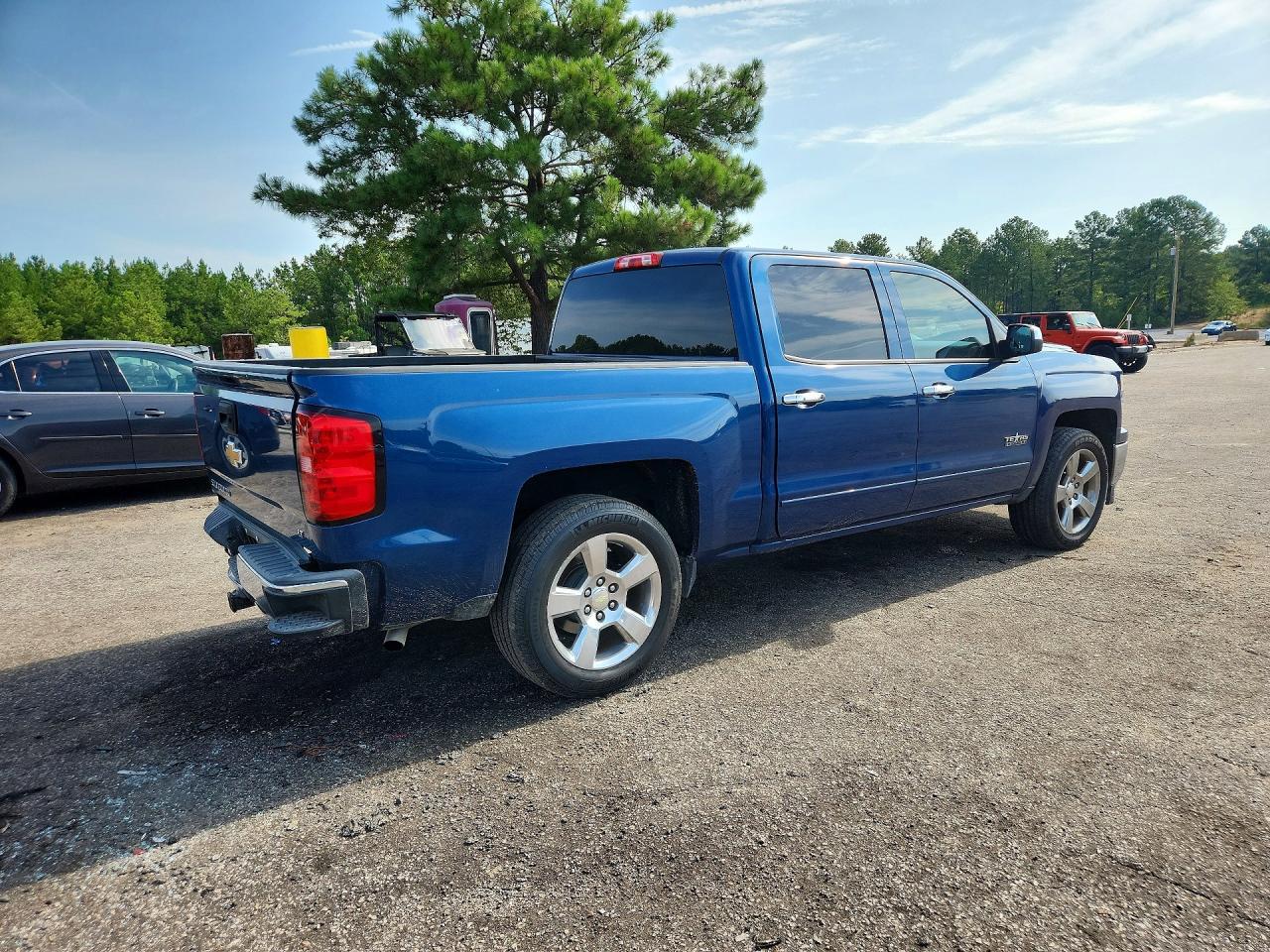 2015 Chevrolet Silverado C1500 Lt - Image 3