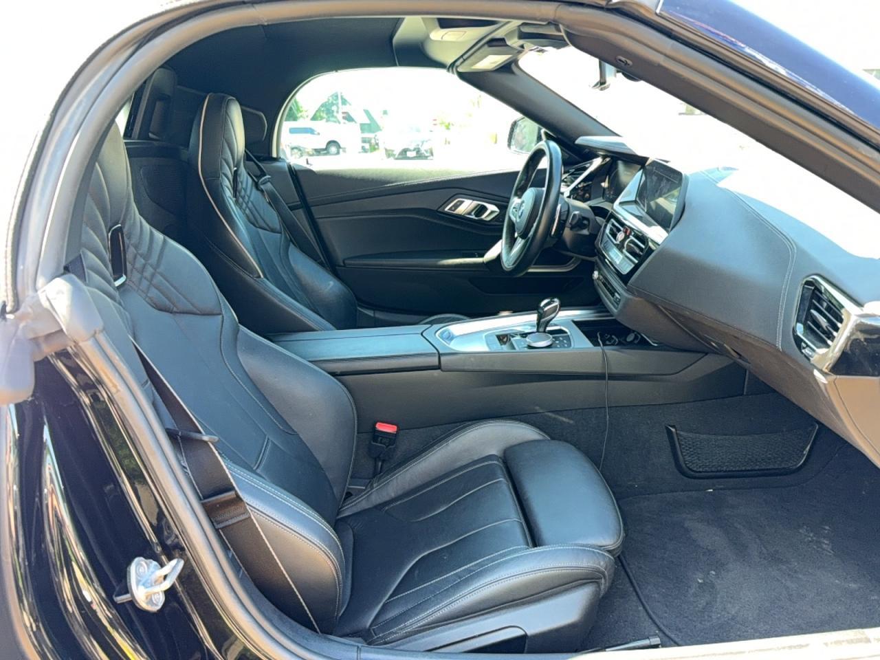 2020 BMW Z4 M40I - Фото 5