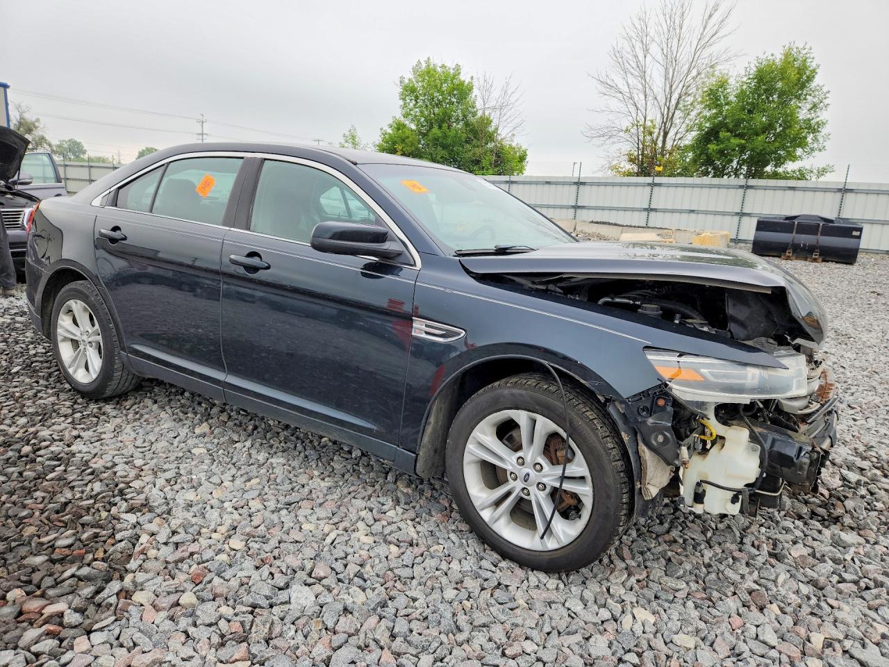 2014 Ford Taurus Sel - Image 4