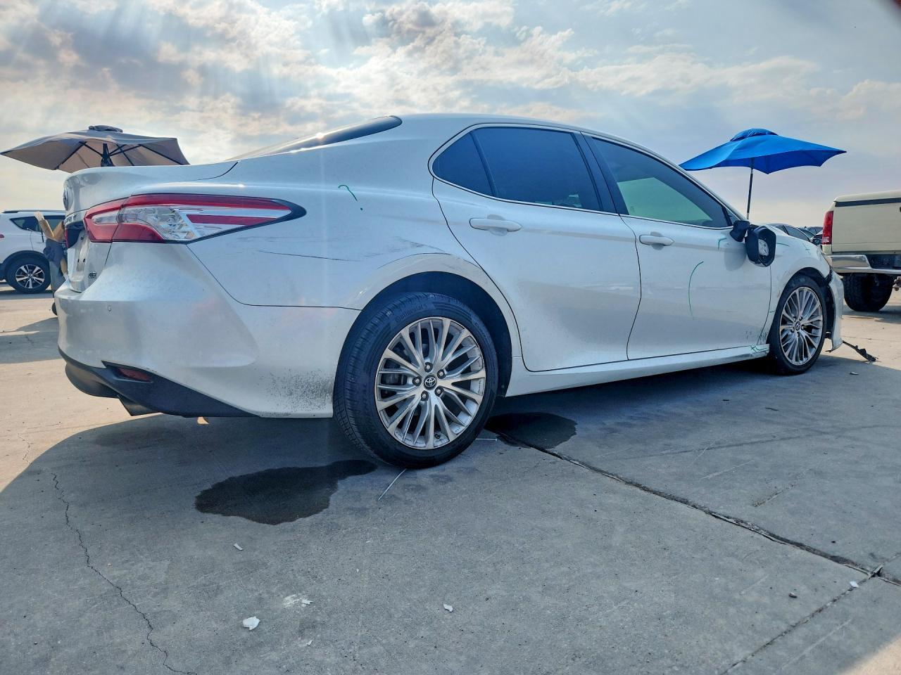2018 Toyota Camry Xle - Image 3