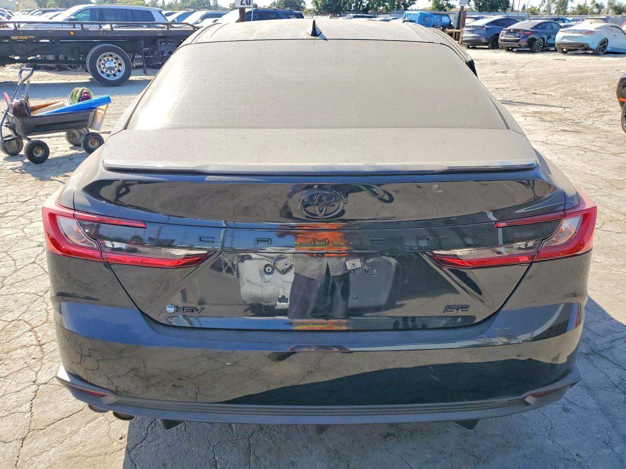 2026 Toyota Camry Se - Фото 6