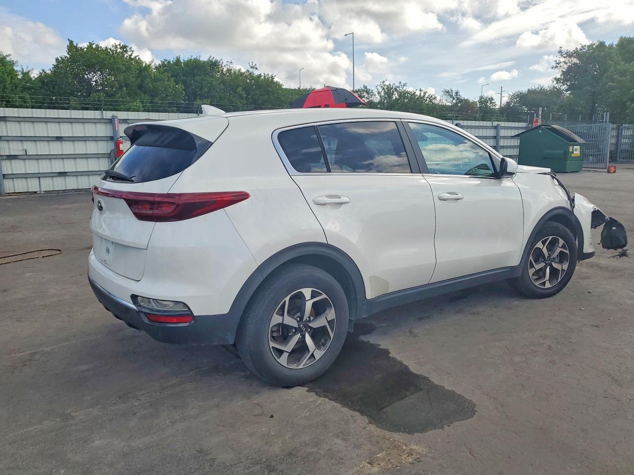 2021 Kia Sportage Lx - Image 3