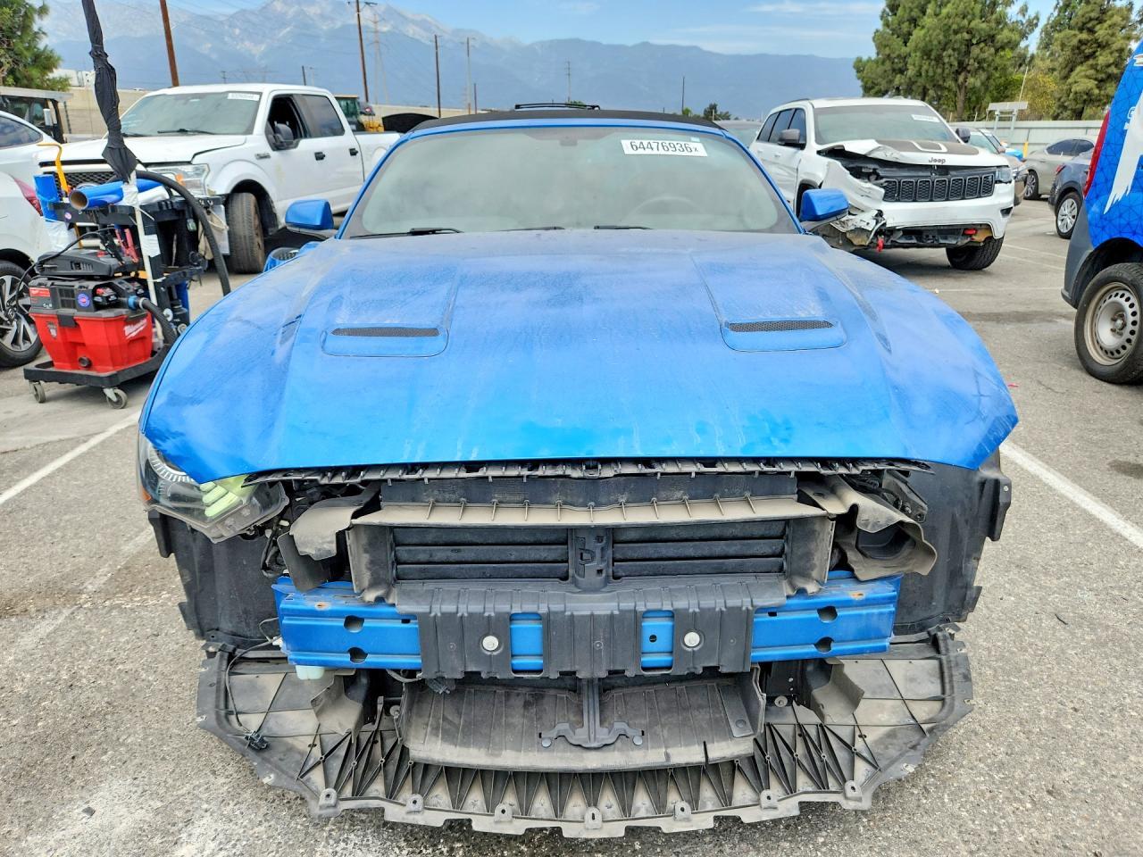 2020 Ford Mustang - Фото 5