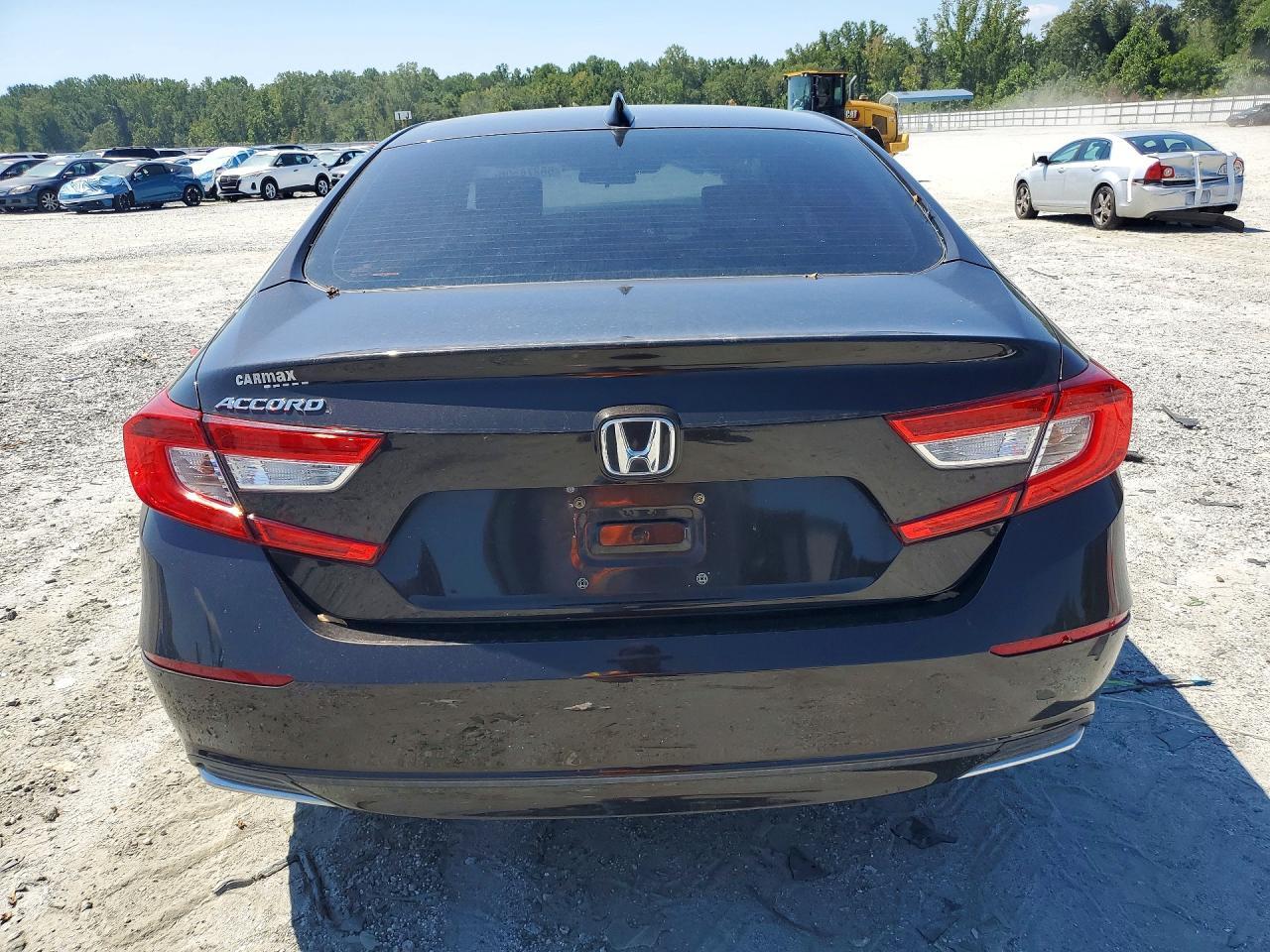 2018 Honda Accord Lx - Image 6