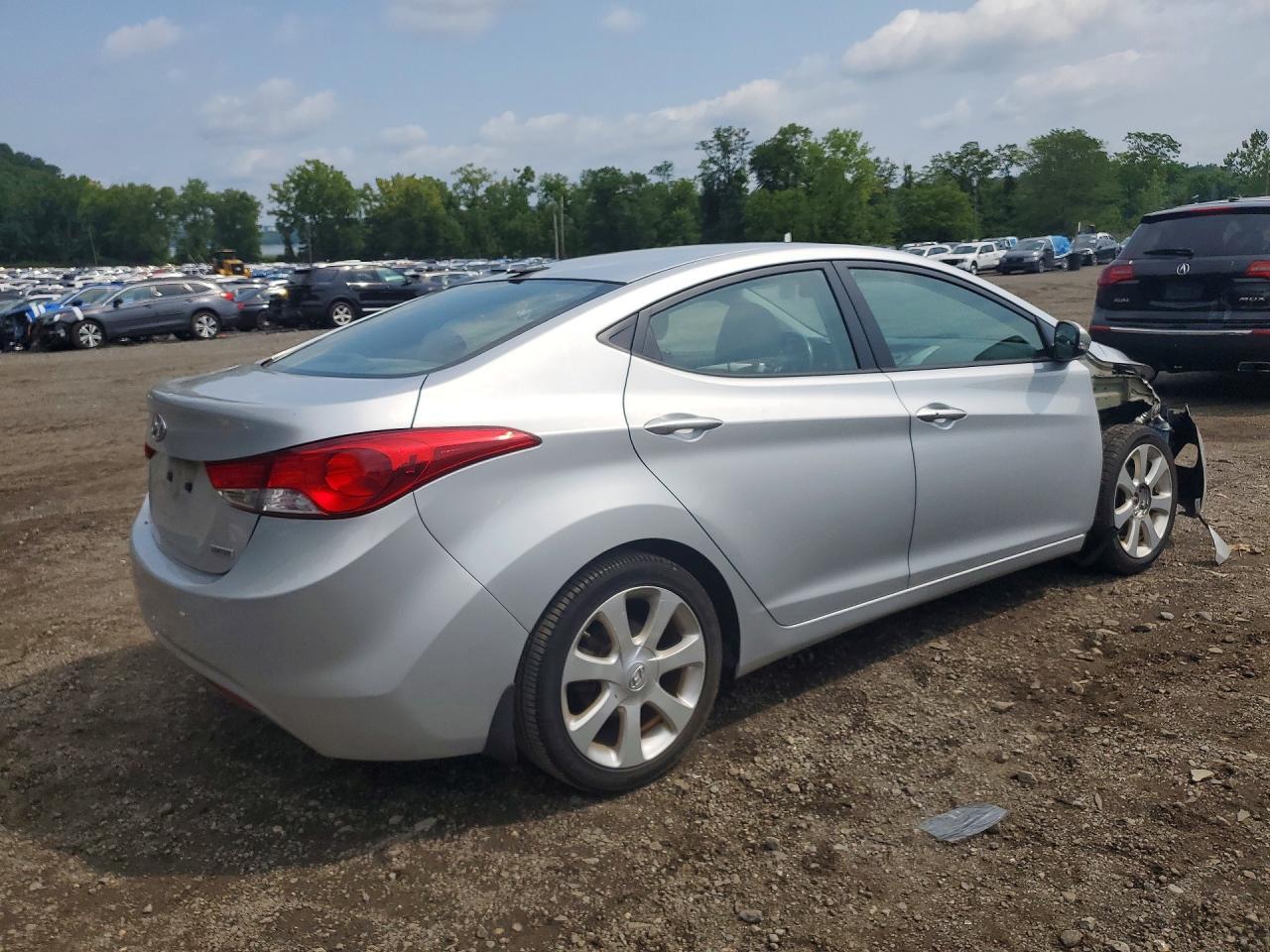 2013 Hyundai Elantra Limited - Фото 3