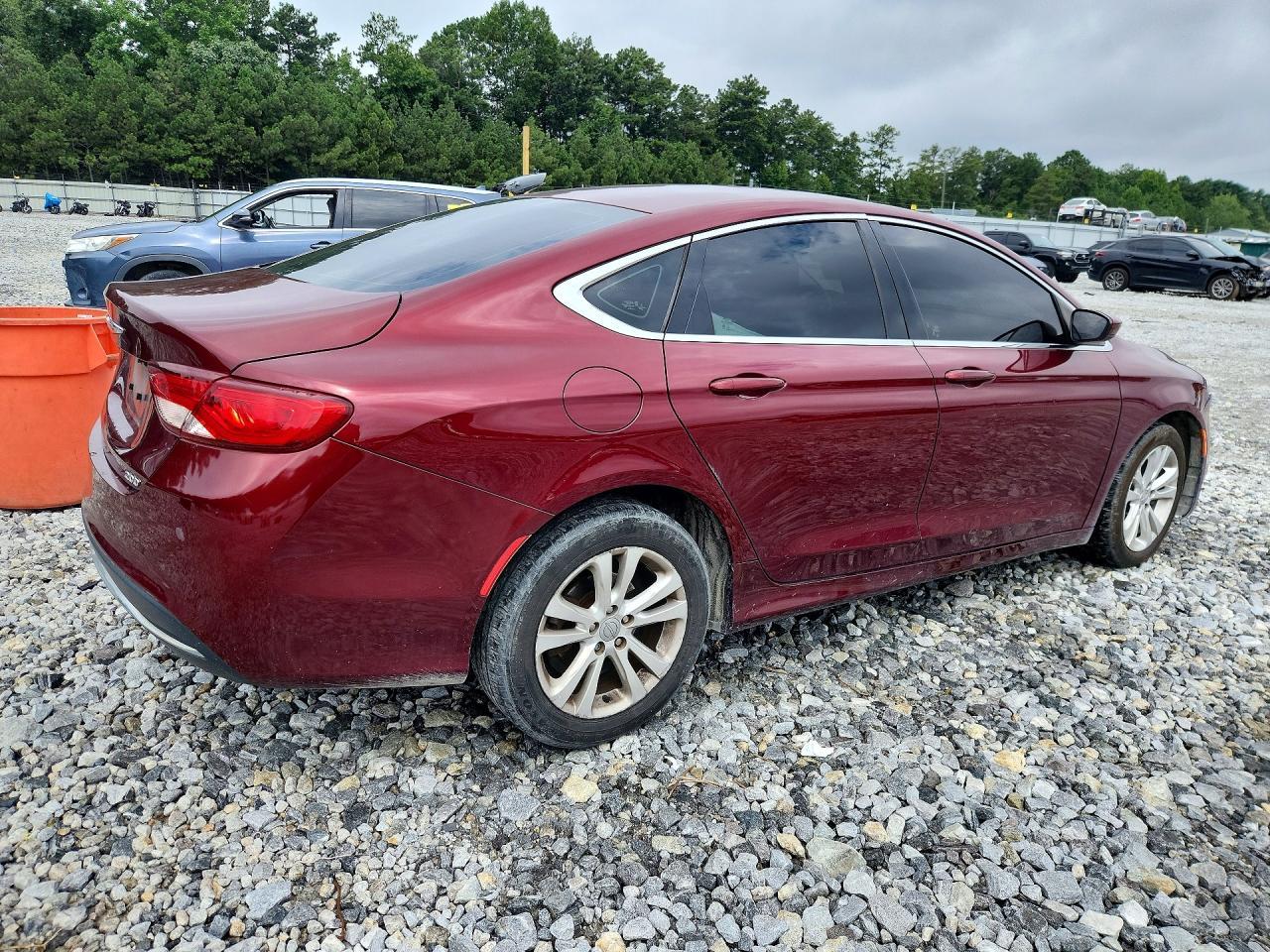 2016 Chrysler 200 Limited - Фото 3