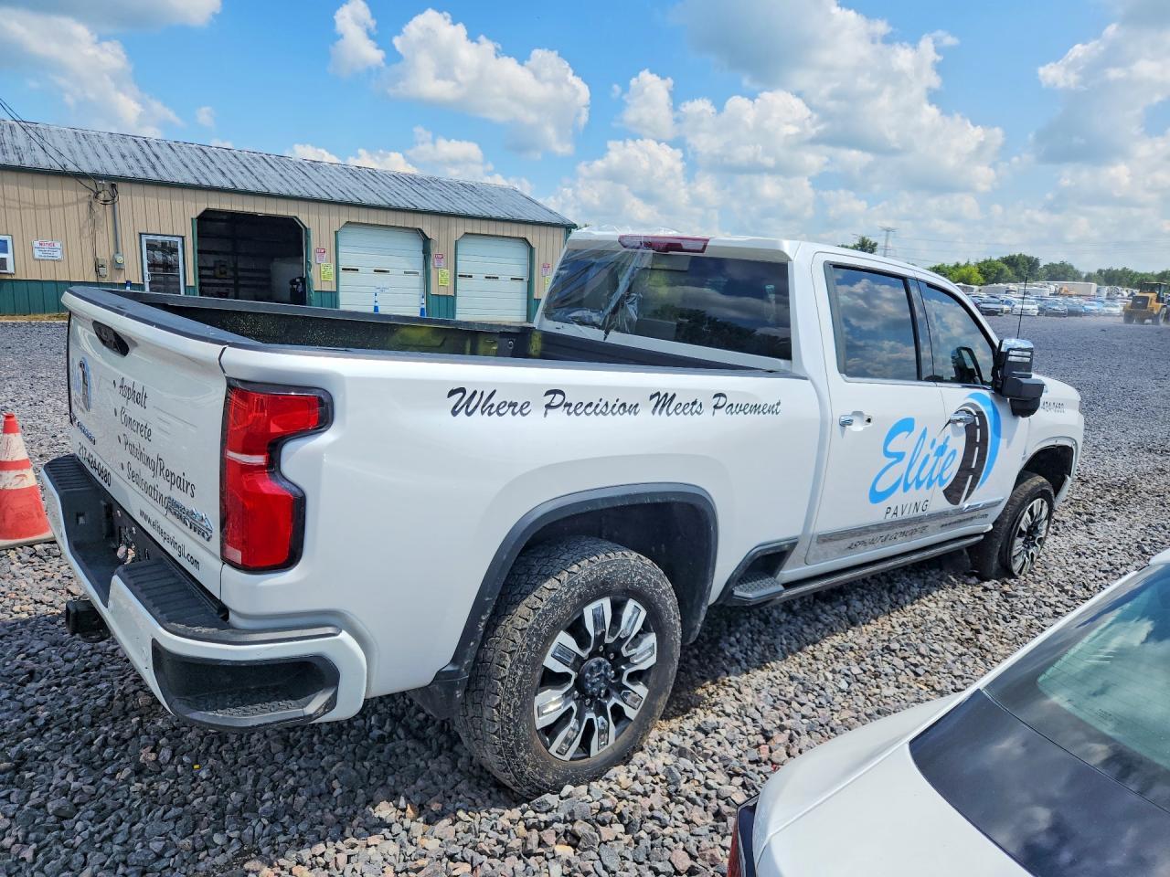 2024 Chevrolet Silverado - Image 3