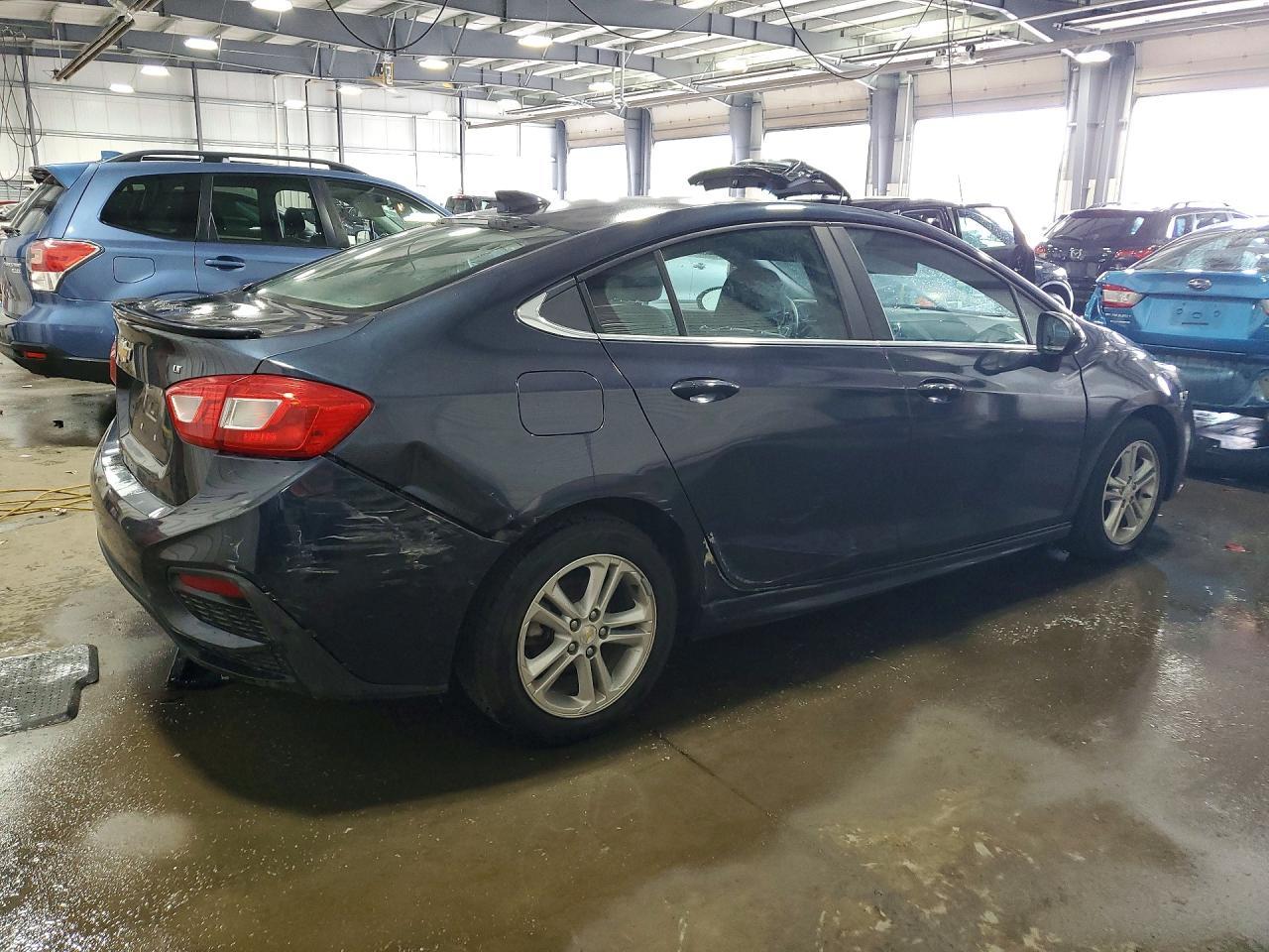 2016 Chevrolet Cruze Lt - Фото 3