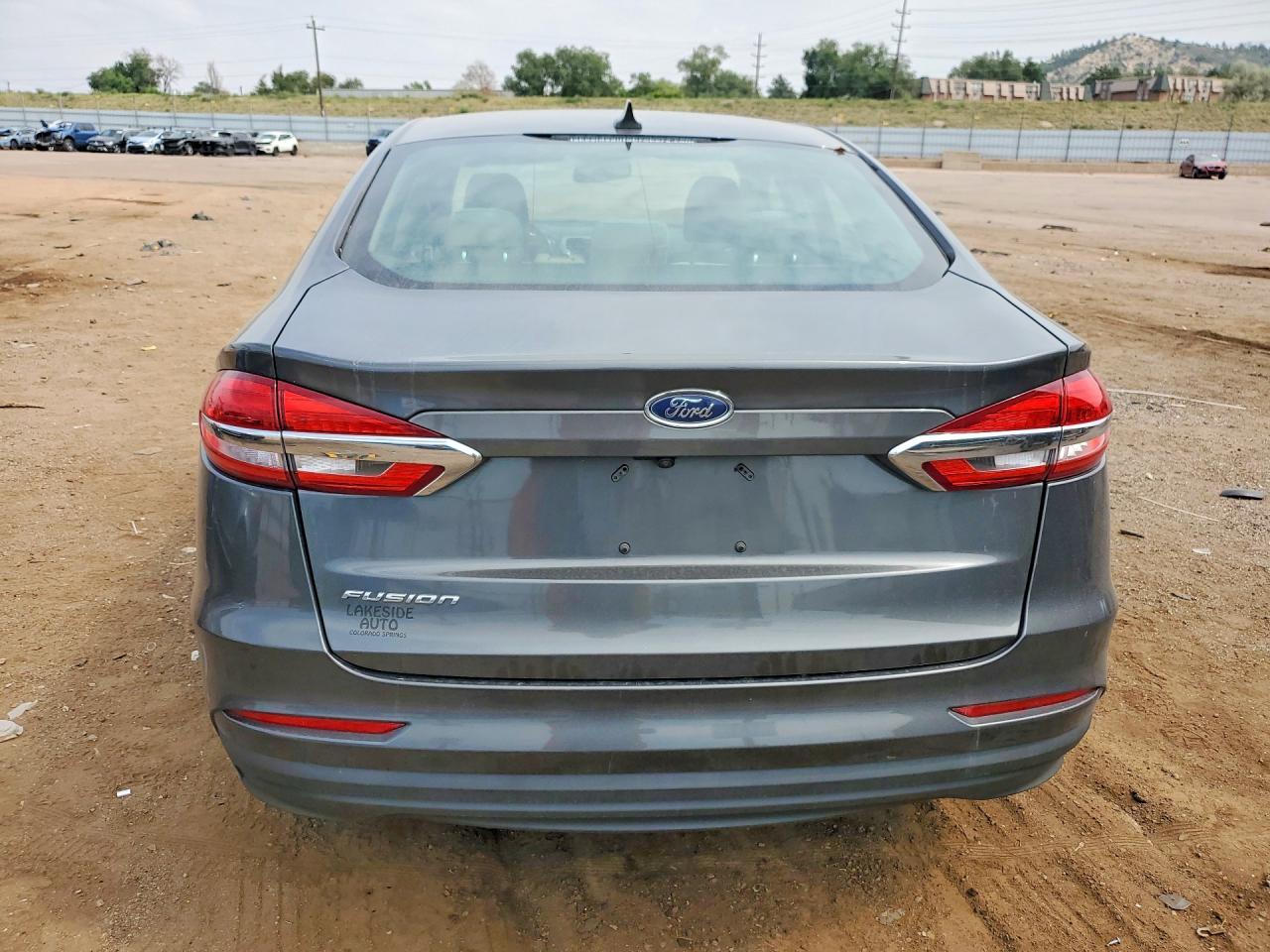2020 Ford Fusion S - Фото 6