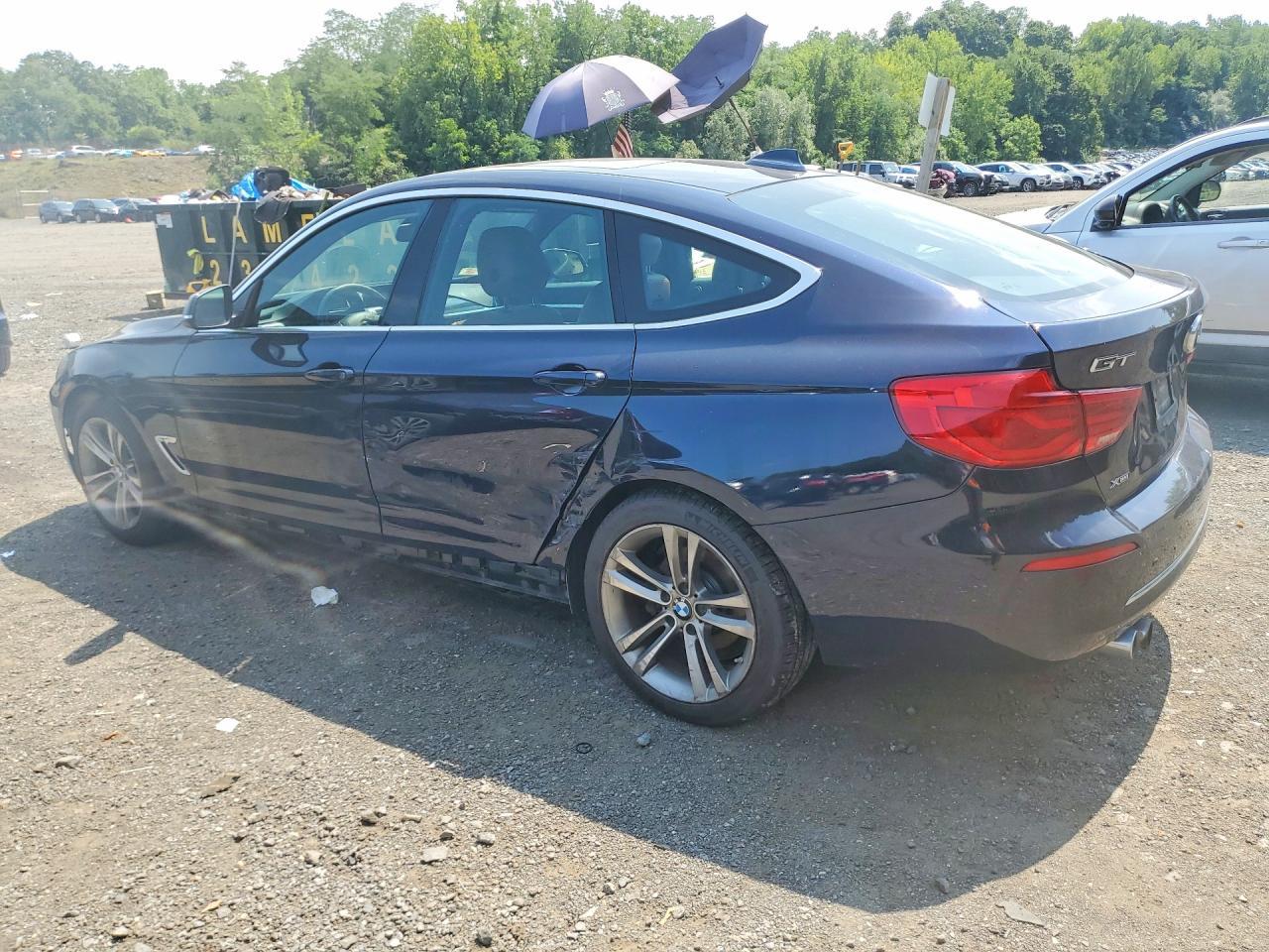 2017 BMW 330 Xigt - Image 2