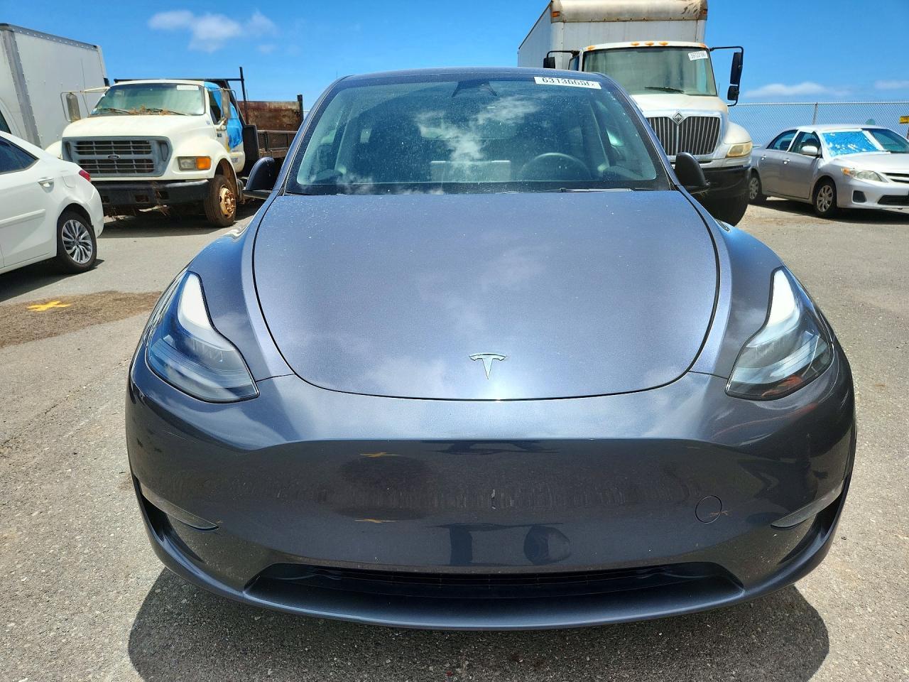 2023 Tesla Model Y - Фото 5