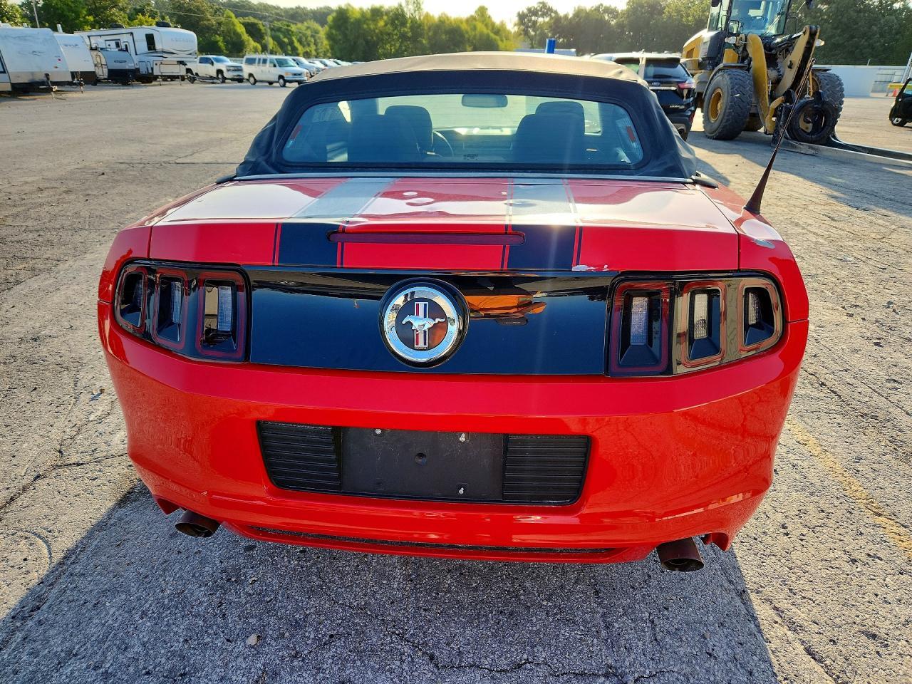 2014 Ford Mustang - Фото 6